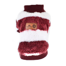 Cargar imagen en el visor de la galería, Saco Super Peludito Rayas Vinotinto