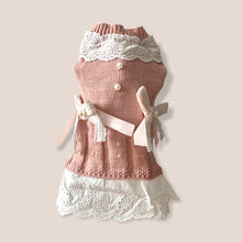 Cargar imagen en el visor de la galería, Sweater Tejido con Encaje Rosa