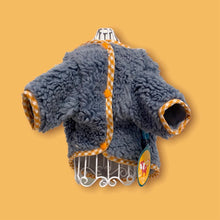 Cargar imagen en el visor de la galería, Saco Zanahoria Extra Suave